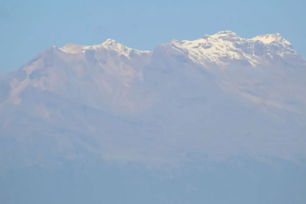 (FOTOS) Volcán Popocatépetl y el Iztaccíhuatl nos regalan estas maravillosas postales 2 volcan popocatepetl con nieve 1