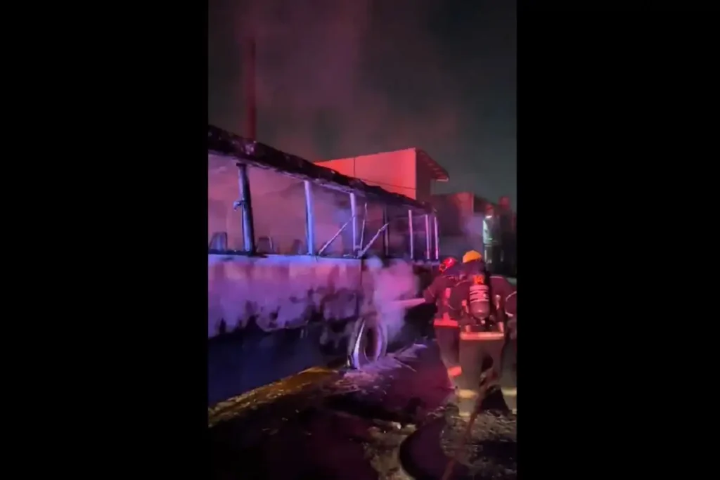 Ahora se incendia unidad de Los Morados en Arboledas de Amalucan