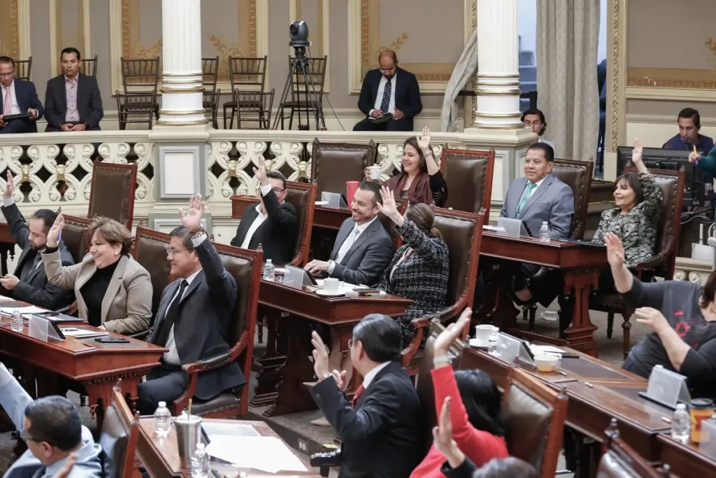 Avala Congreso Ley de Ingresos de Puebla 2025 por 126 mil 233 mdp