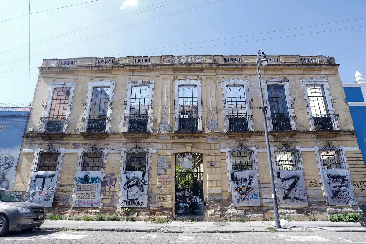 Ayuntamiento analiza rescate de casonas en Puebla mediante inversión de IP 1 Ayuntamiento analiza rescate de casonas en Puebla con inversión de IP