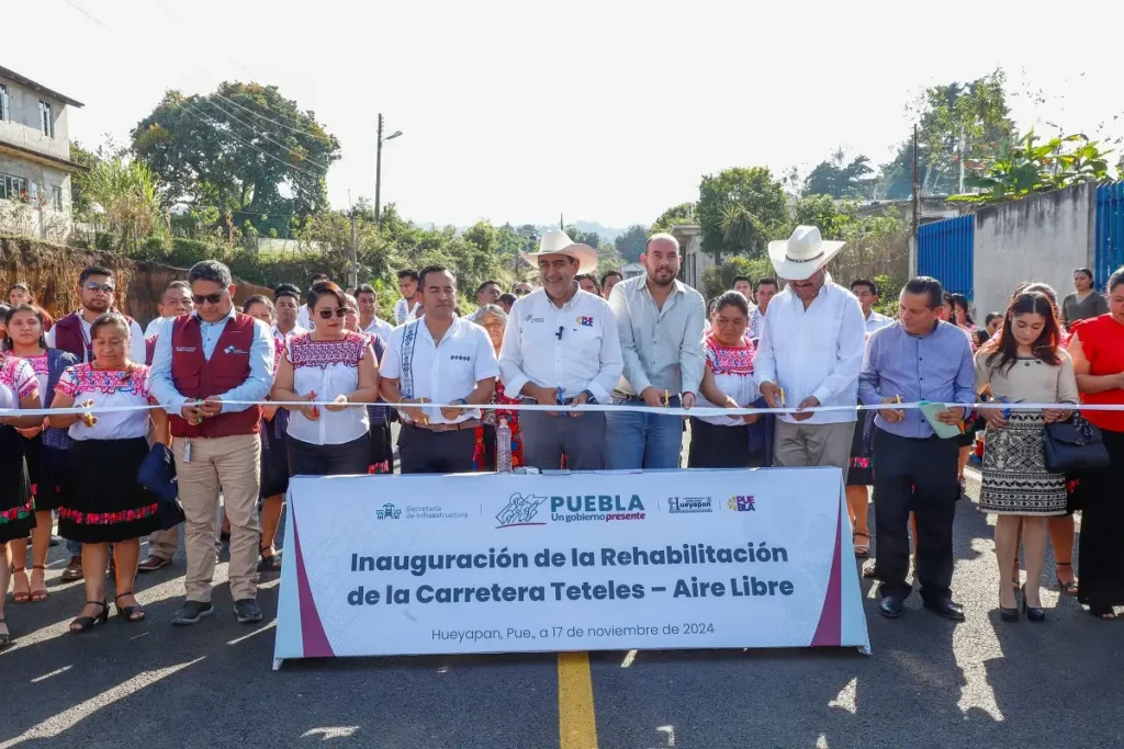 Deja huella gobierno estatal en todos los municipios de Puebla Sergio Salomón