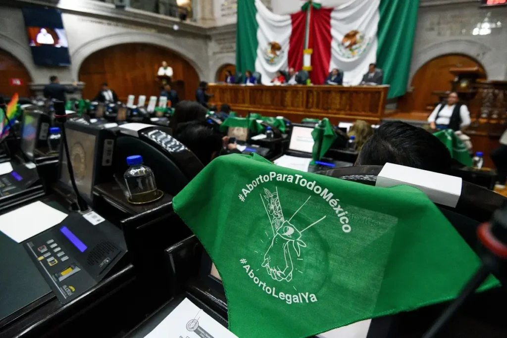 Estado de México despenaliza el aborto hasta las 12 semanas de gestación