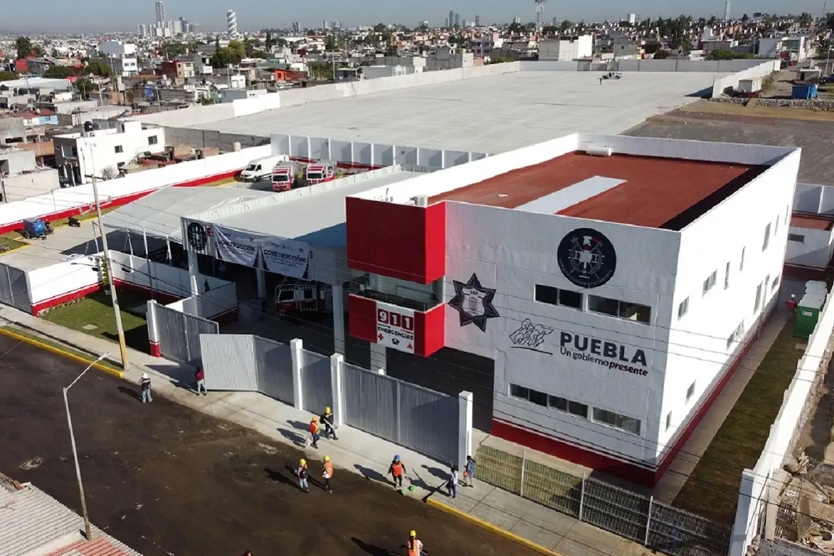 Fortalece gobierno estatal respuesta ante emergencias con nueva estación de Bomberos en la capital poblana 1 Fortalece gobierno estatal respuesta ante emergencias con nueva estación de Bomberos en la capital poblana