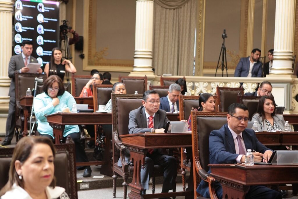 Impulsan en Congreso del Estado Ley para el Fomento, Producción, Comercialización y Resguardo Cultural del Mezcal