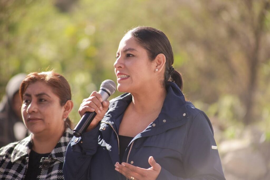 Inaugura Lupita Cuautle Torres la rehabilitación de la calle San Francisco Acatepec