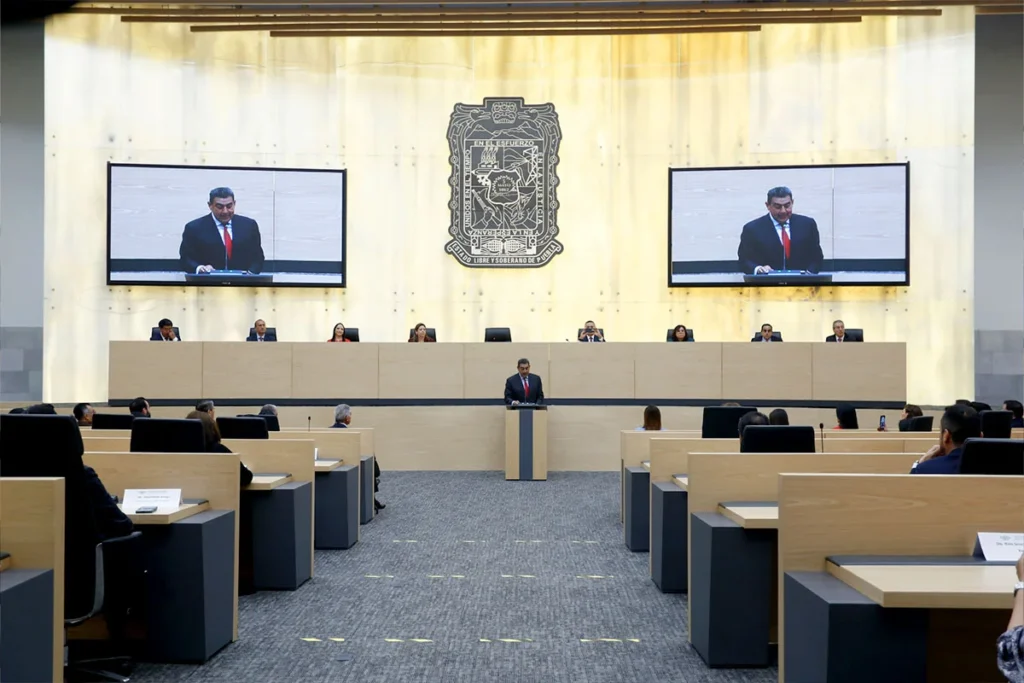 inauguración del nuevo Congreso de Puebla