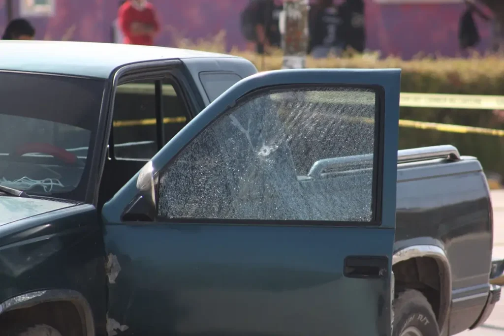 Persecución y balacera en Los Héroes de Puebla deja dos personas heridas