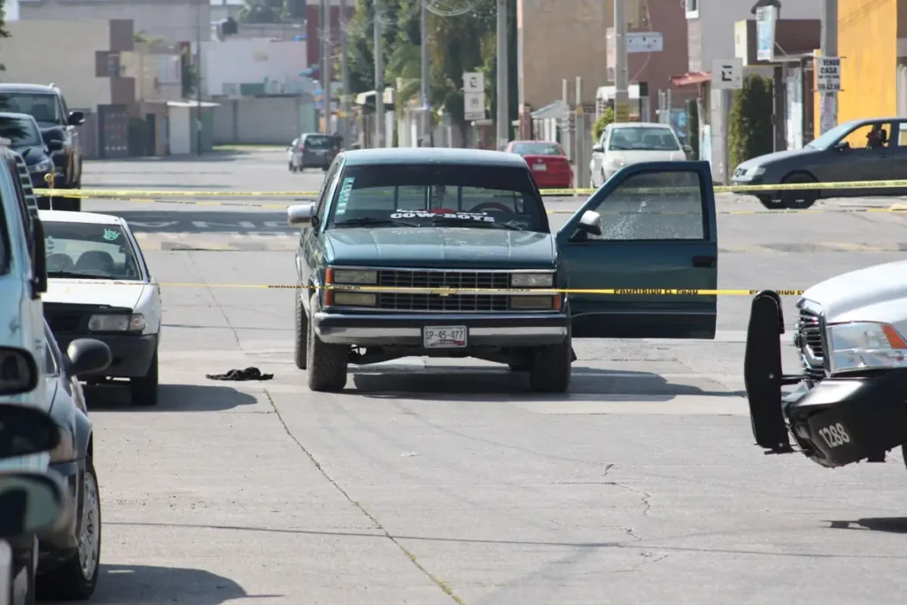 Persecución y balacera en Los Héroes de Puebla deja dos personas heridas