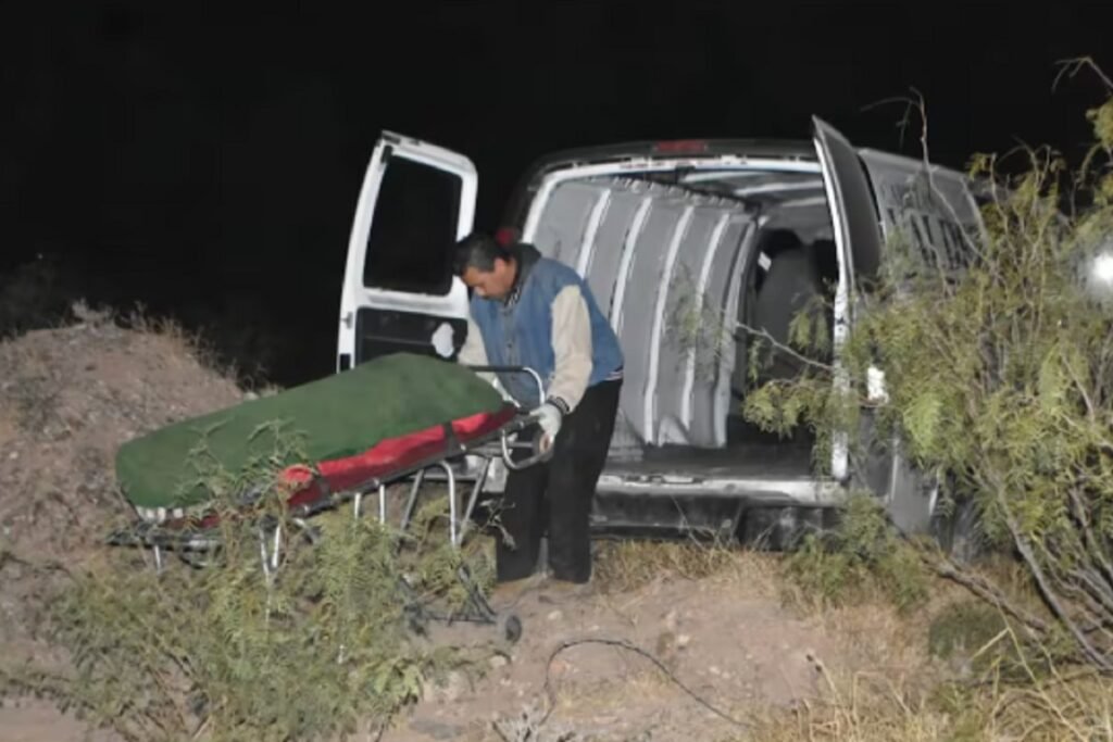 Volcadura en la carretera México-Cuernavaca deja 30 heridos en Tlalpan 2 Trabajadores son atacados por militares en Nuevo Laredo: denuncian abuso y homicidio por presuntos militares