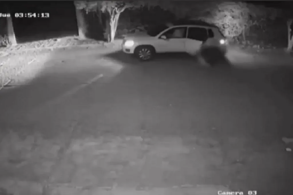 Abandonan cadáver desnudo en Cuernavaca