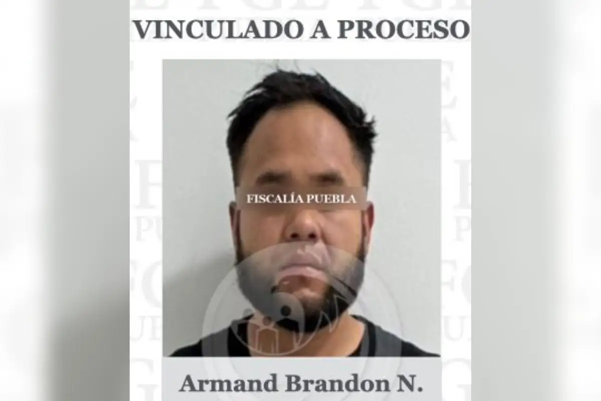 Separan de su cargo a agente de la Fiscalía de Puebla que disparó contra policías 1 Separan de su cargo a agente de la Fiscalía de Puebla que disparó contra policías
