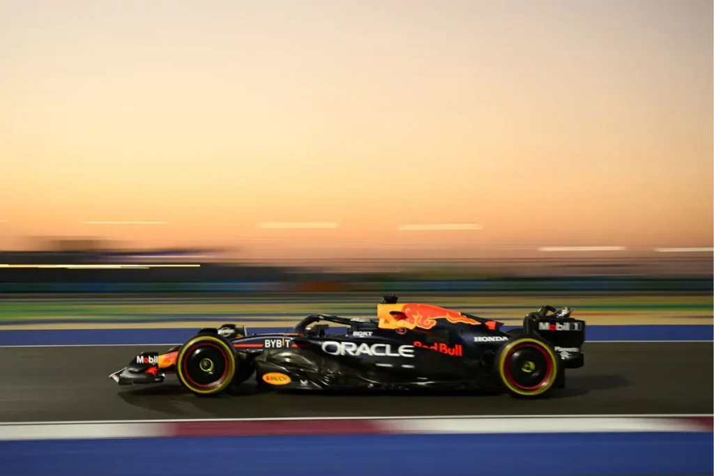 ¿Cómo le fue a Checo Pérez en la Carrera Sprint de Catar?