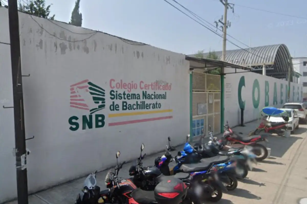 Alumno del COBAEP de Texmelucan ingresa al plantel con un arma