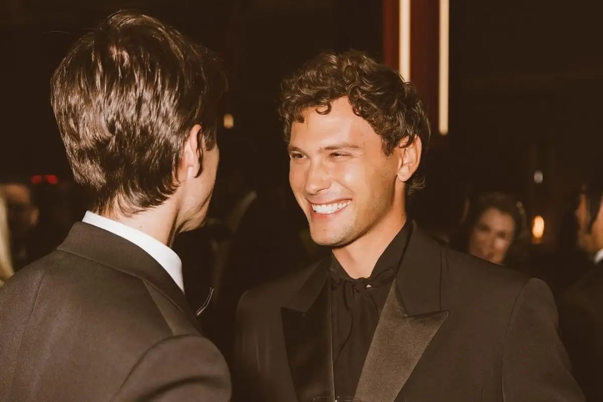 Este sería el novio de Cooper Koch, actor de Monstruos: La historia de Lyle y Erik Menendez 1 Este sería el novio de Cooper Koch, actor de Monstruos: La historia de Lyle y Erik Menendez
