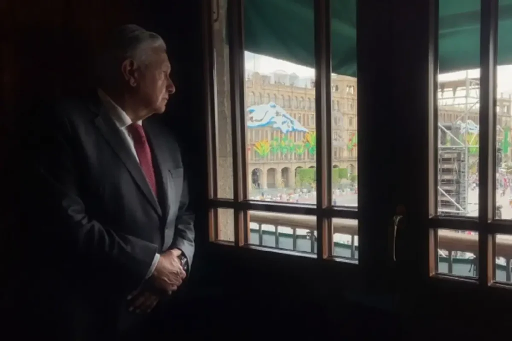 ¿De cuánto es la pensión mensual que recibirá López Obrador por parte del ISSSTE?