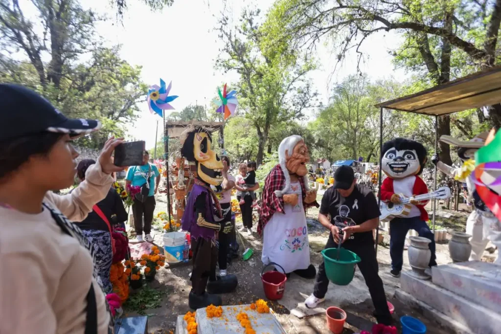 dia de muertos en los panteones de puebla 4