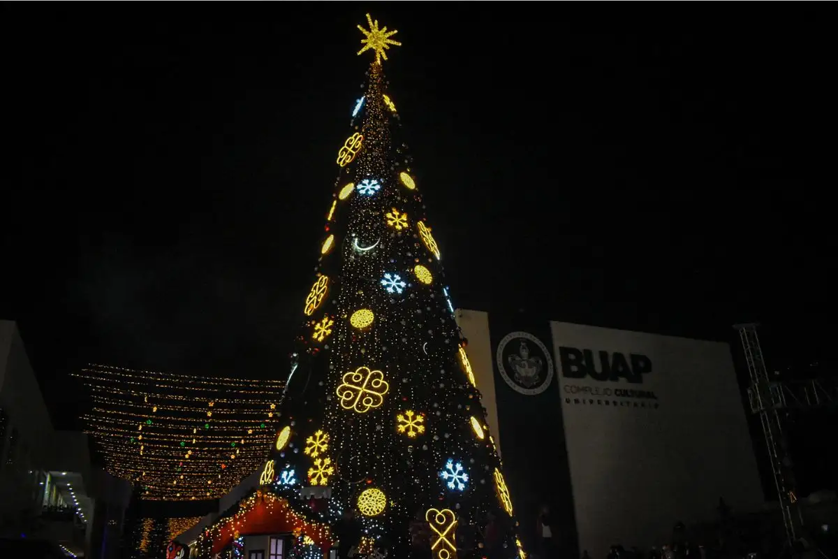 Encendido del Árbol de Navidad en la BUAP ¿Cuándo será y a qué hora? 1 Encendido del Árbol de Navidad en la BUAP ¿Cuándo será y a qué hora?