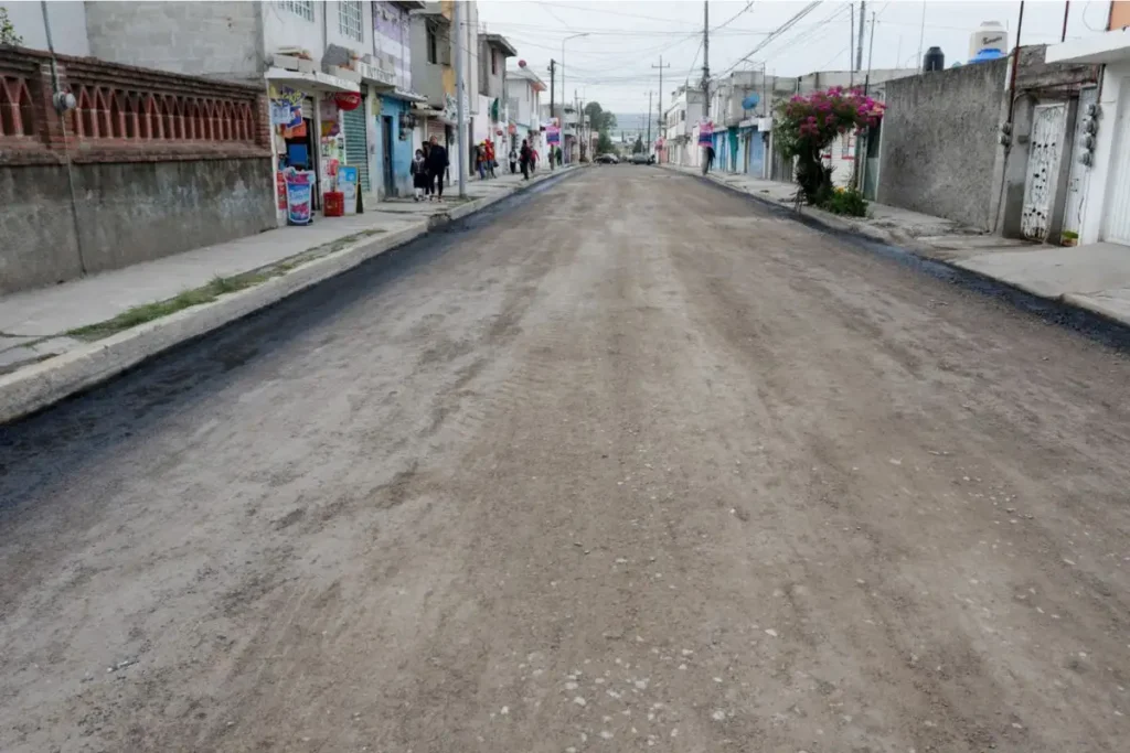 Continuará la pavimentación de calles en Puebla y habrá nuevas licitaciones