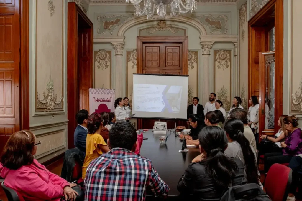 Mercadito Poblano: 150 productores buscan un espacio en La Gran Bodega 3 Promueve Pepe Chedraui acciones para el fortalecimiento financiero de empresarios locales