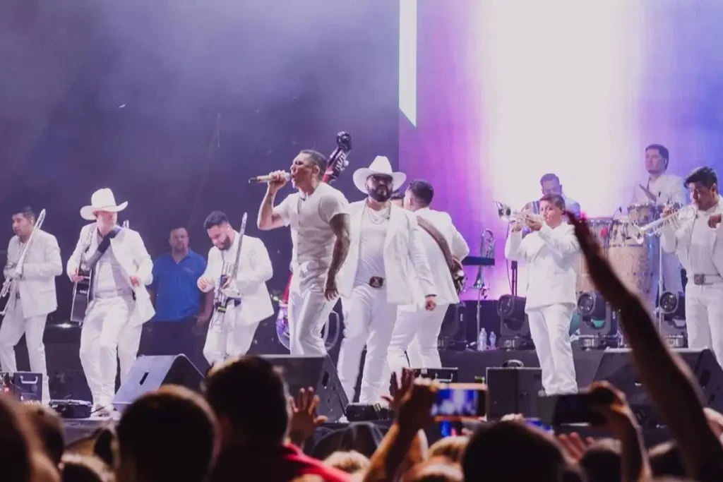 Posponen concierto de Edwin Luna y la Trakalosa de Monterrey en Puebla