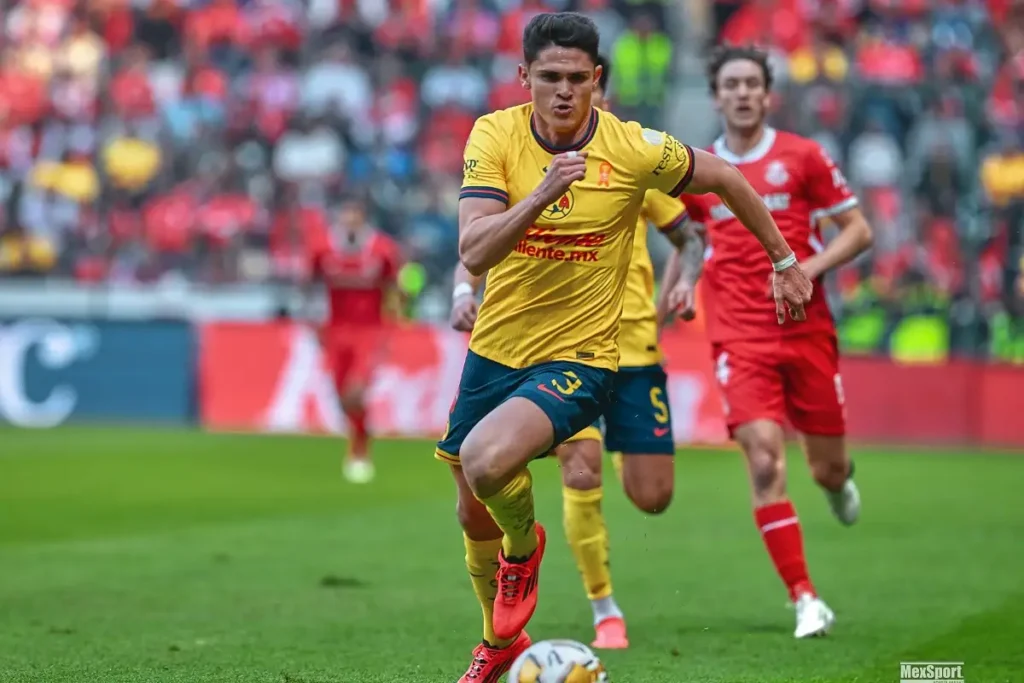 América pasa a semifinales tras golear 4-0 global a Toluca