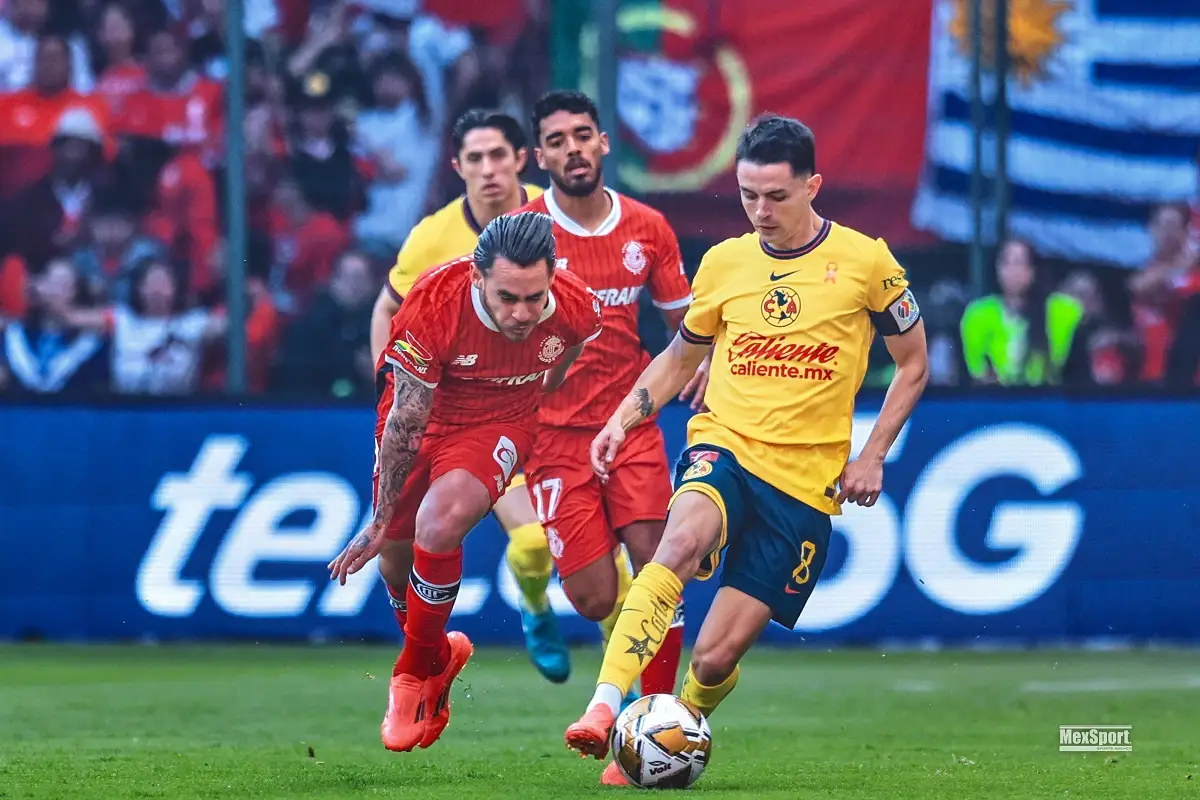 América pasa a semifinales tras golear 4-0 global a Toluca 1 América pasa a semifinales tras golear 4-0 global a Toluca