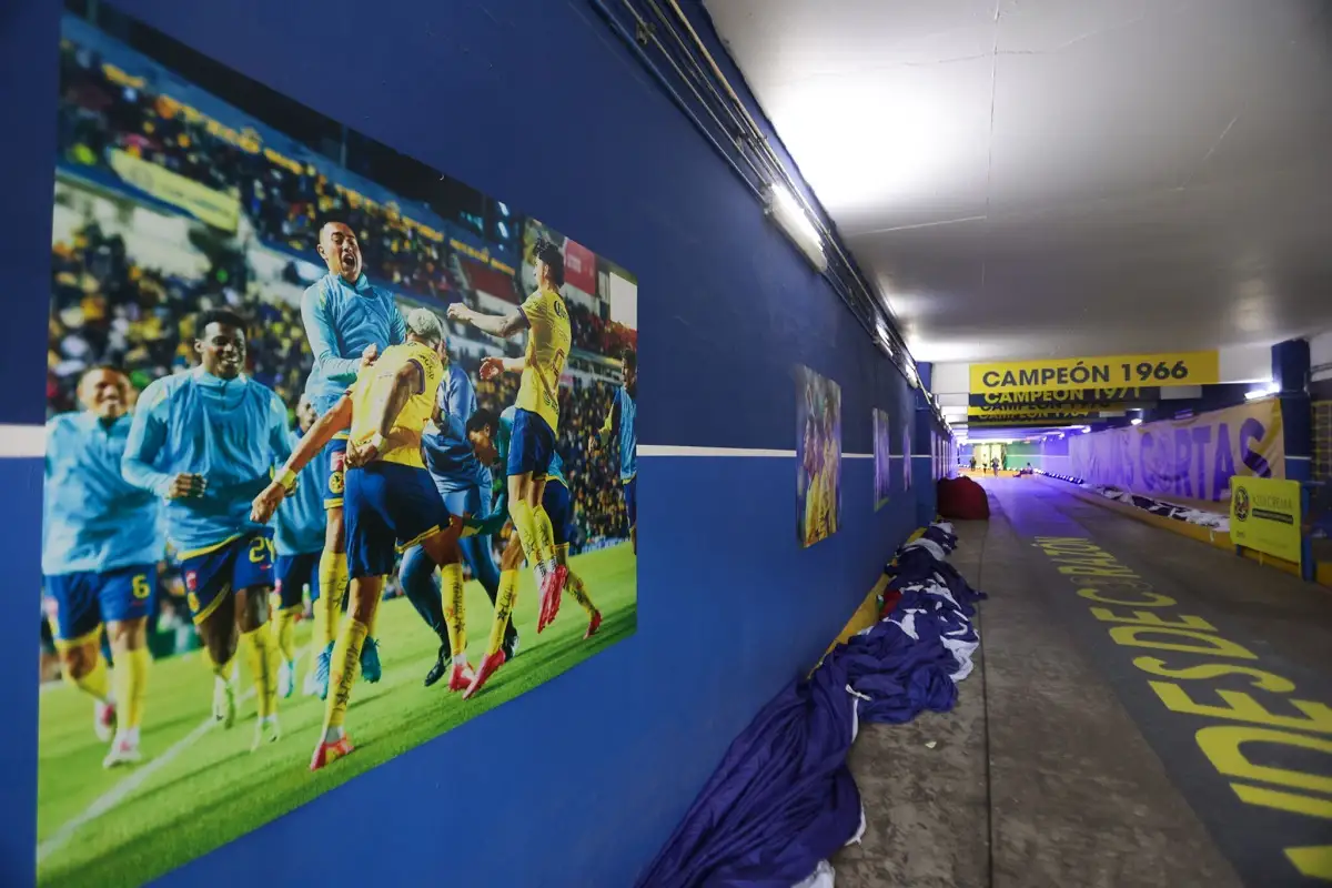 America se apodera del Cuauhtemoc y pinta tunel y gradas de amarillo 3