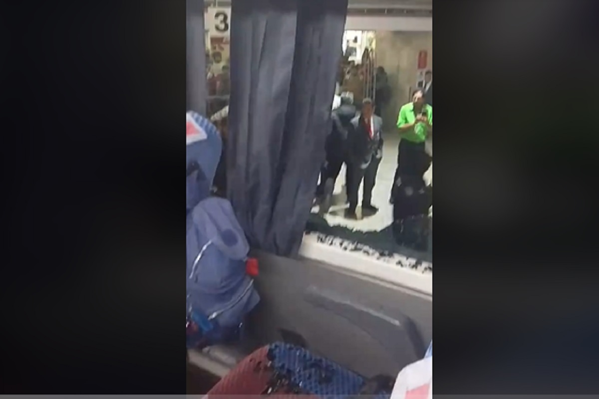 Autobuses ADO protagonizan choque en la CAPU y dejan a joven herida: "no tenían ni botiquín" 1 Autobuses ADO protagonizan choque en la CAPU y dejan a joven herida no tenían ni botiquín