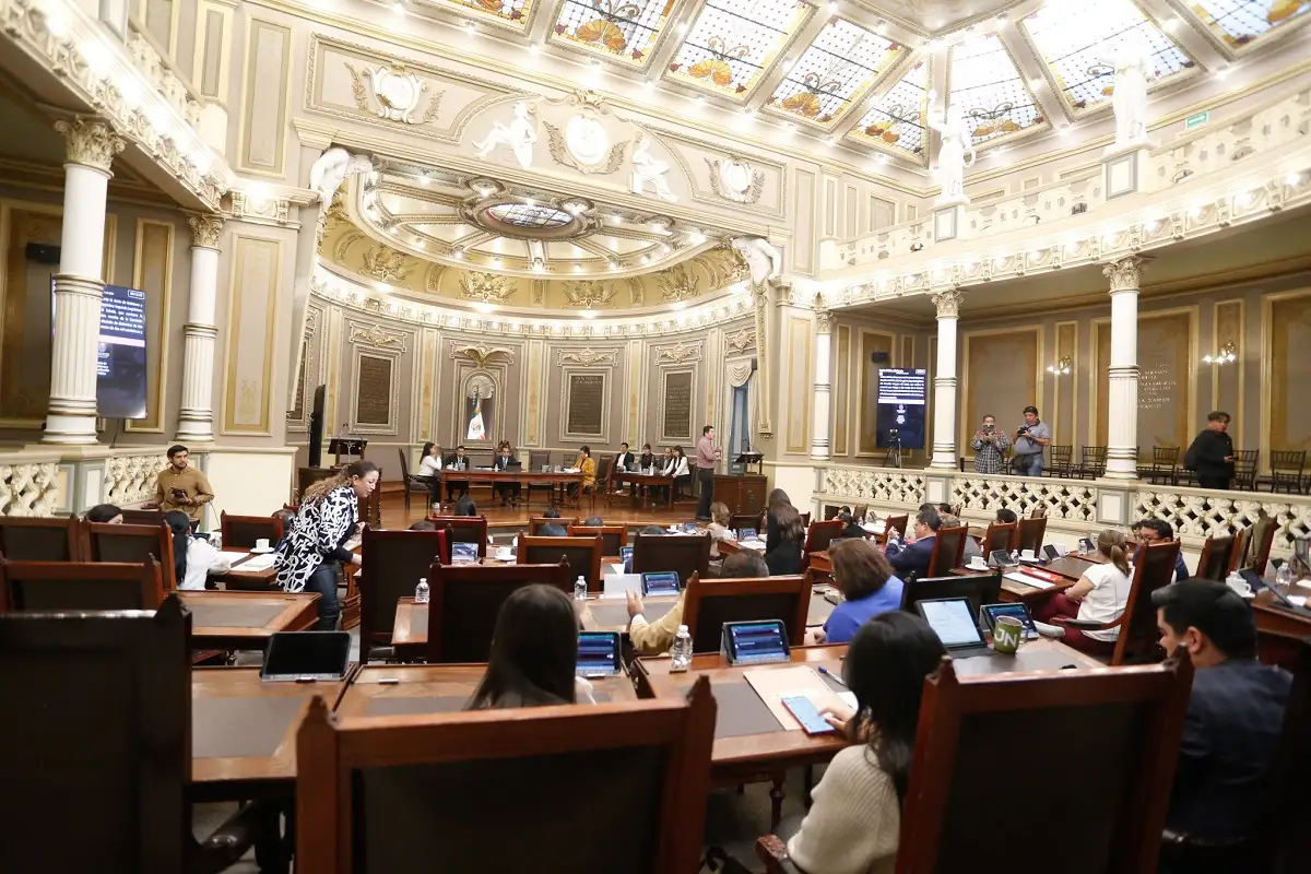 Congreso de Puebla sesiona por última vez en el Centro Histórico; se cambia a sede en Los Fuertes 1 Congreso de Puebla sesiona por última vez en el Centro Histórico; se cambia a sede en Los Fuertes
