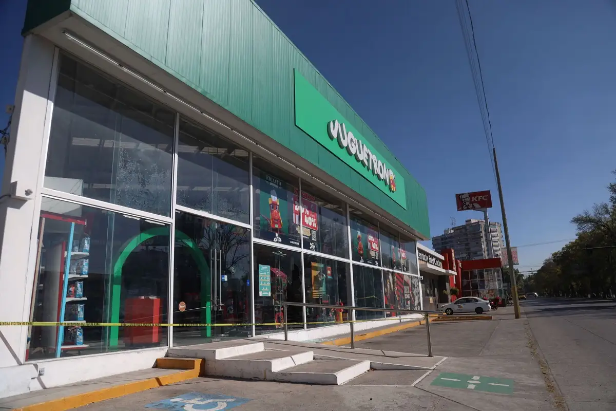 Dan segundo cristalazo a Juguetron de Huexotitla en menos de dos meses 1