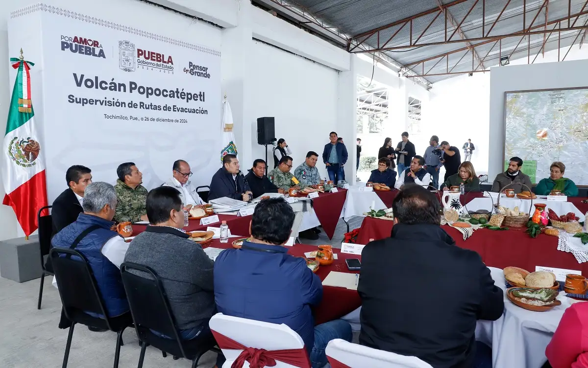 En territorio, el gobernador Armenta supervisa rutas del Popocatépetl