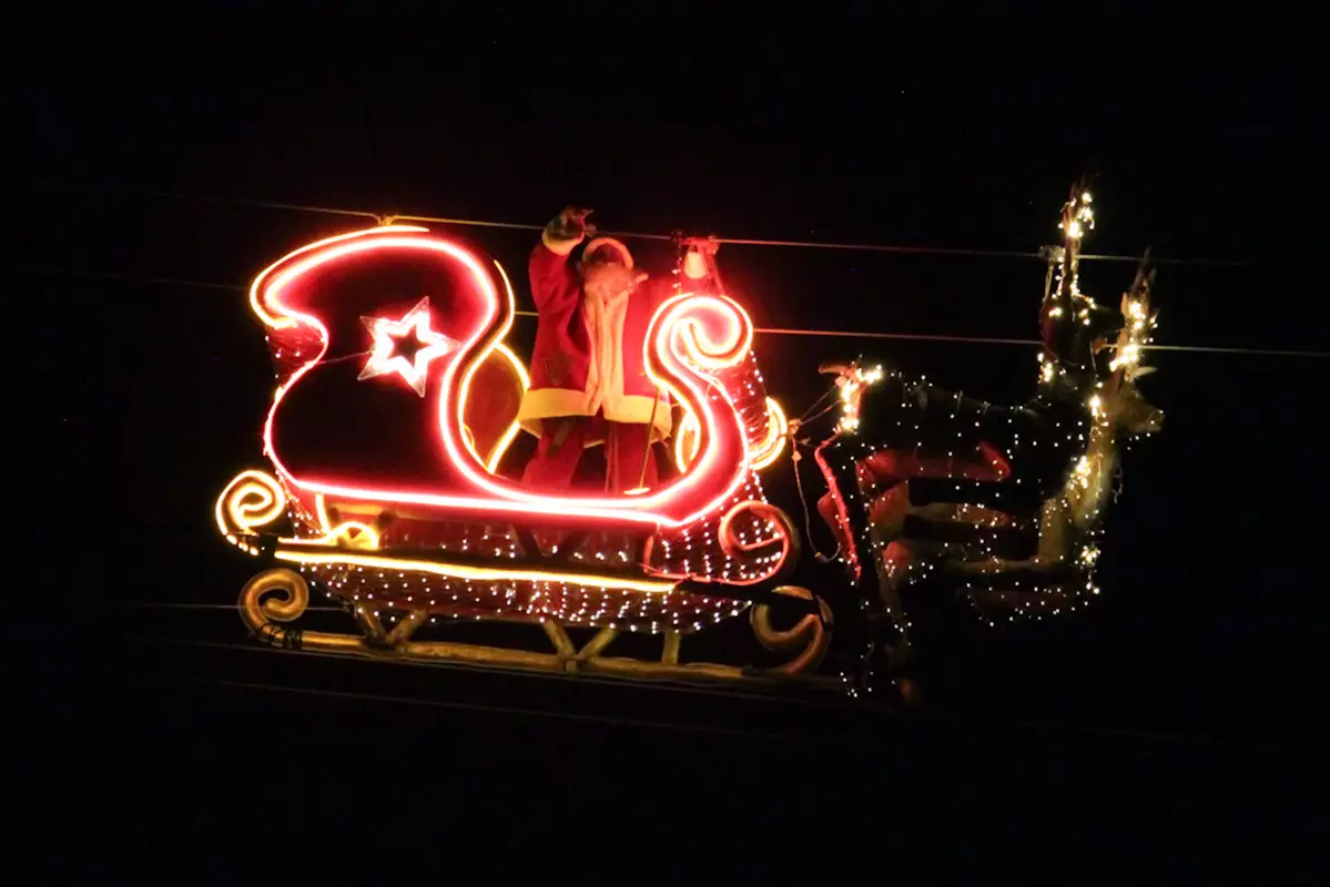 FOTOS: Con encendido de árbol, Armenta inaugura el Festival Navideño en Los Fuertes