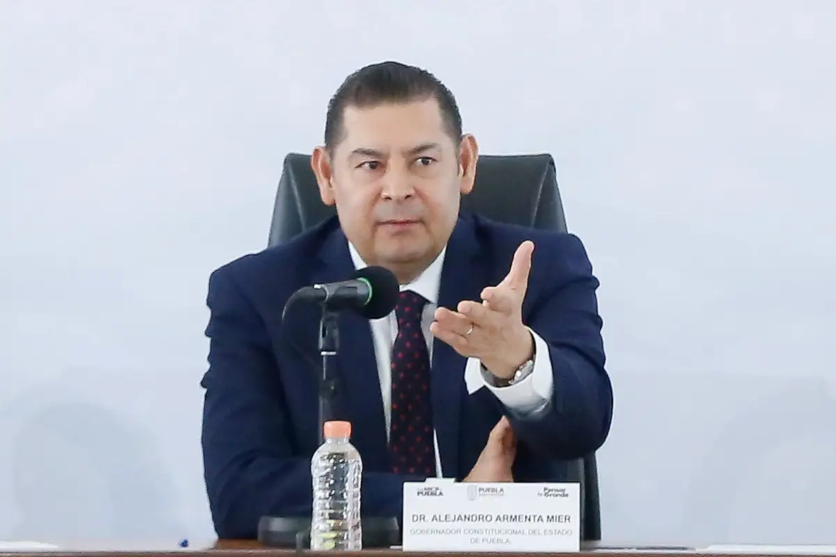 Nuevo fiscal de Puebla debe ser honrado y sin vínculos con la delincuencia: Armenta 1 Nuevo fiscal de Puebla debe ser honrado y sin vínculos con la delincuencia Armenta