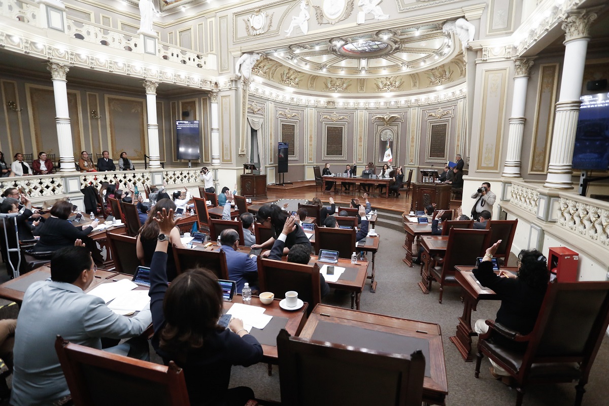 Presentan Ley para Investigar, Sancionar y Reparar Feminicidios en Puebla: Esto propone 1 Presentan Ley para Investigar, Sancionar y Reparar Feminicidios en Puebla Esto propone