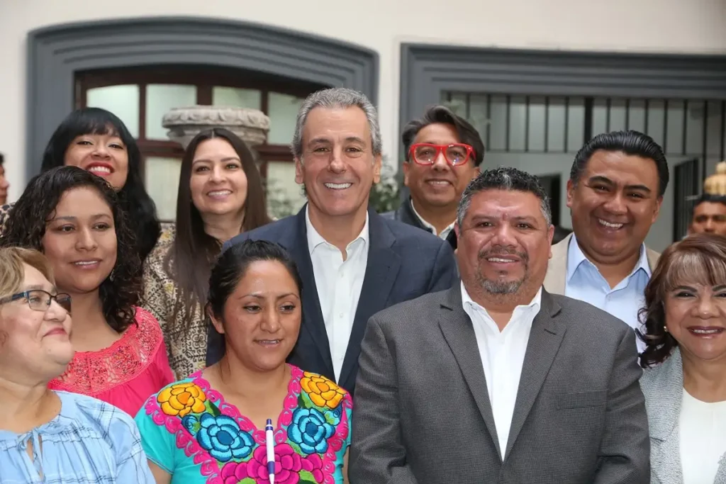 Promueve Gobierno de la Ciudad Expo Artesanal Navideña 2024 en Regidurías