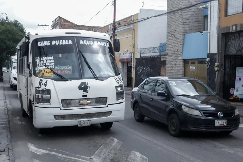 Rutas del transporte público amenazan con paro de labores en Puebla este 2 de diciembre