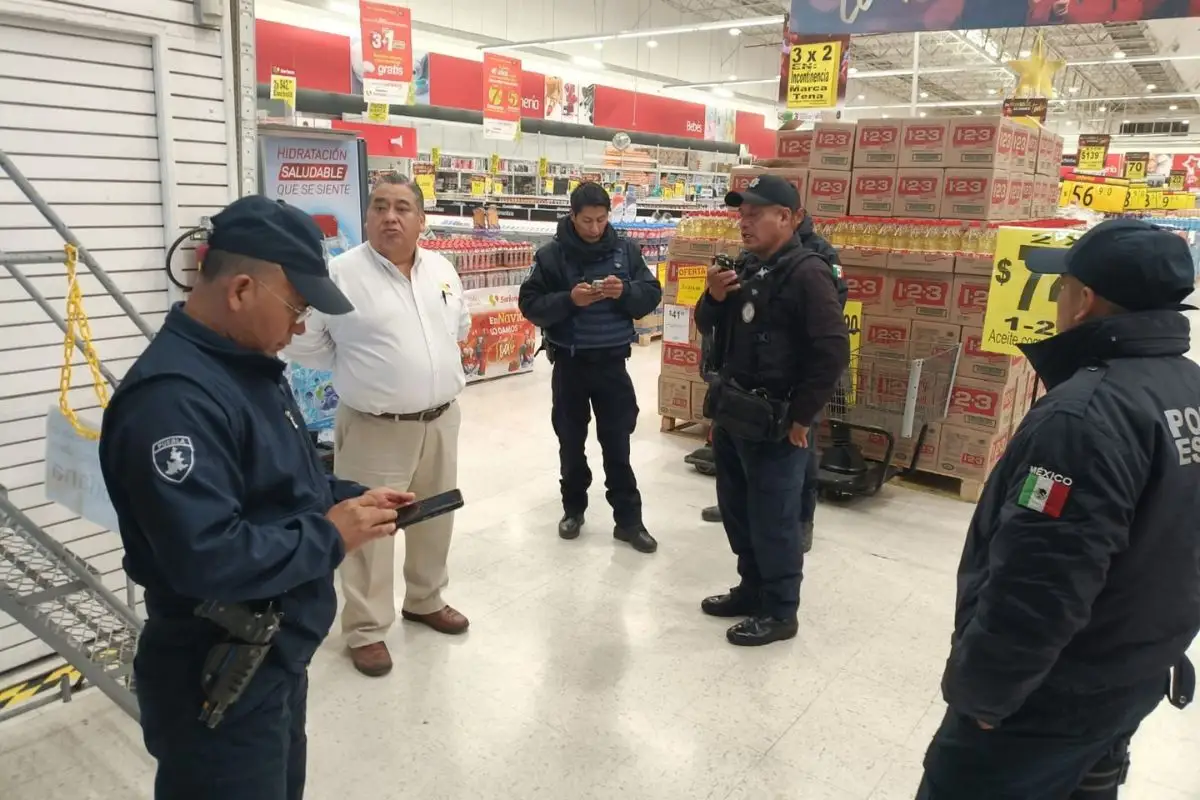 Amenaza de bomba en Soriana Torrecillas queda descartada 1 Amenaza de bomba en Soriana Torrecillas queda descartada