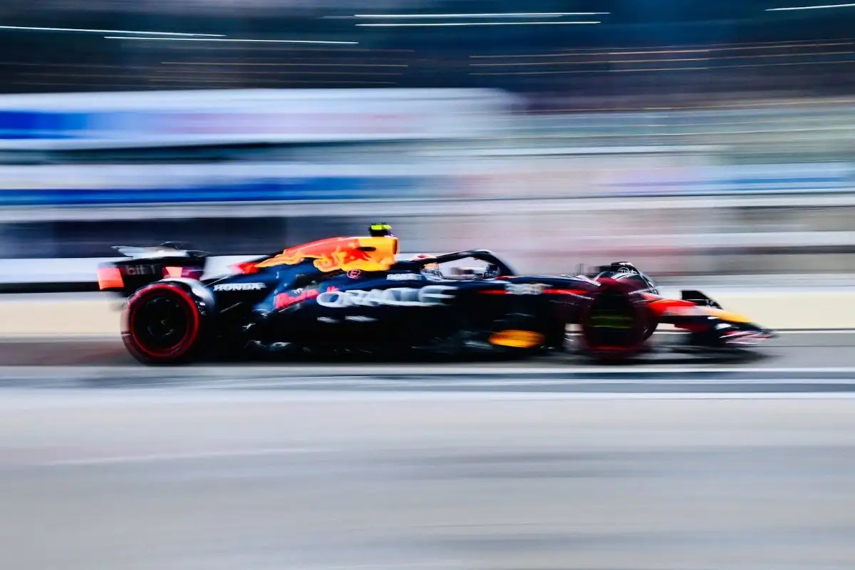 Checo Pérez gana el premio Acción del Año de la FIA 1 Checo Pérez ganó el premio Acción del Año de la FIA