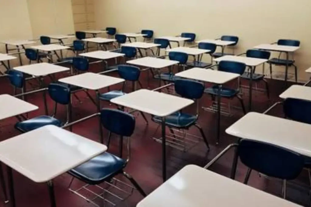 ¿Por qué no habrá clases el 6 de diciembre y en qué estados?