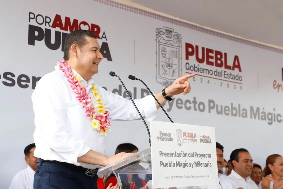 Anuncia Armenta mil millones de pesos para obra comunitaria en Puebla