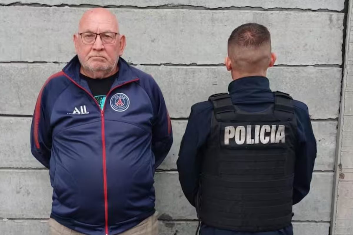 "Se me disparó", declaró el policía jubilado que mató a su vecino en Navidad 1 policía jubilado que mató a su vecino