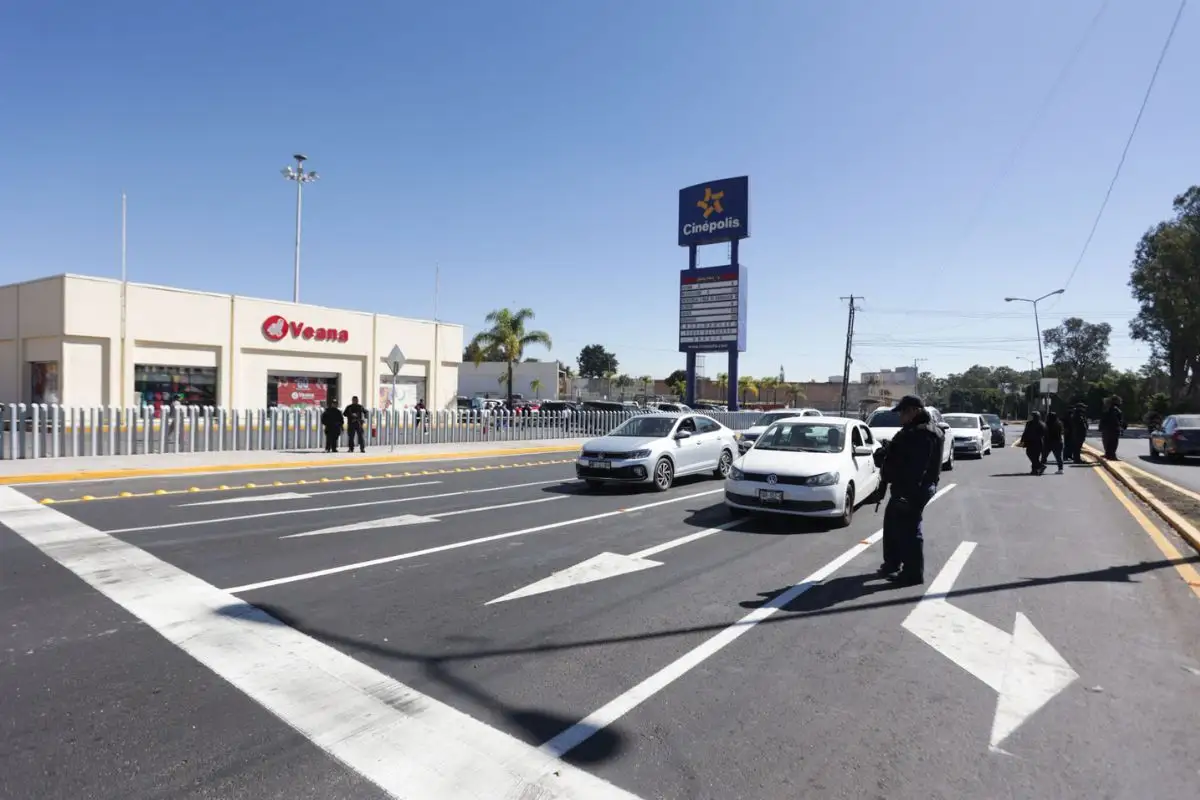 Inaugura Sergio Salomón remodelación del bulevar Forjadores: costó 29 millones de pesos 1 Inaugura Sergio Salomón remodelación del bulevar Forjadores: costó 29 millones de pesos