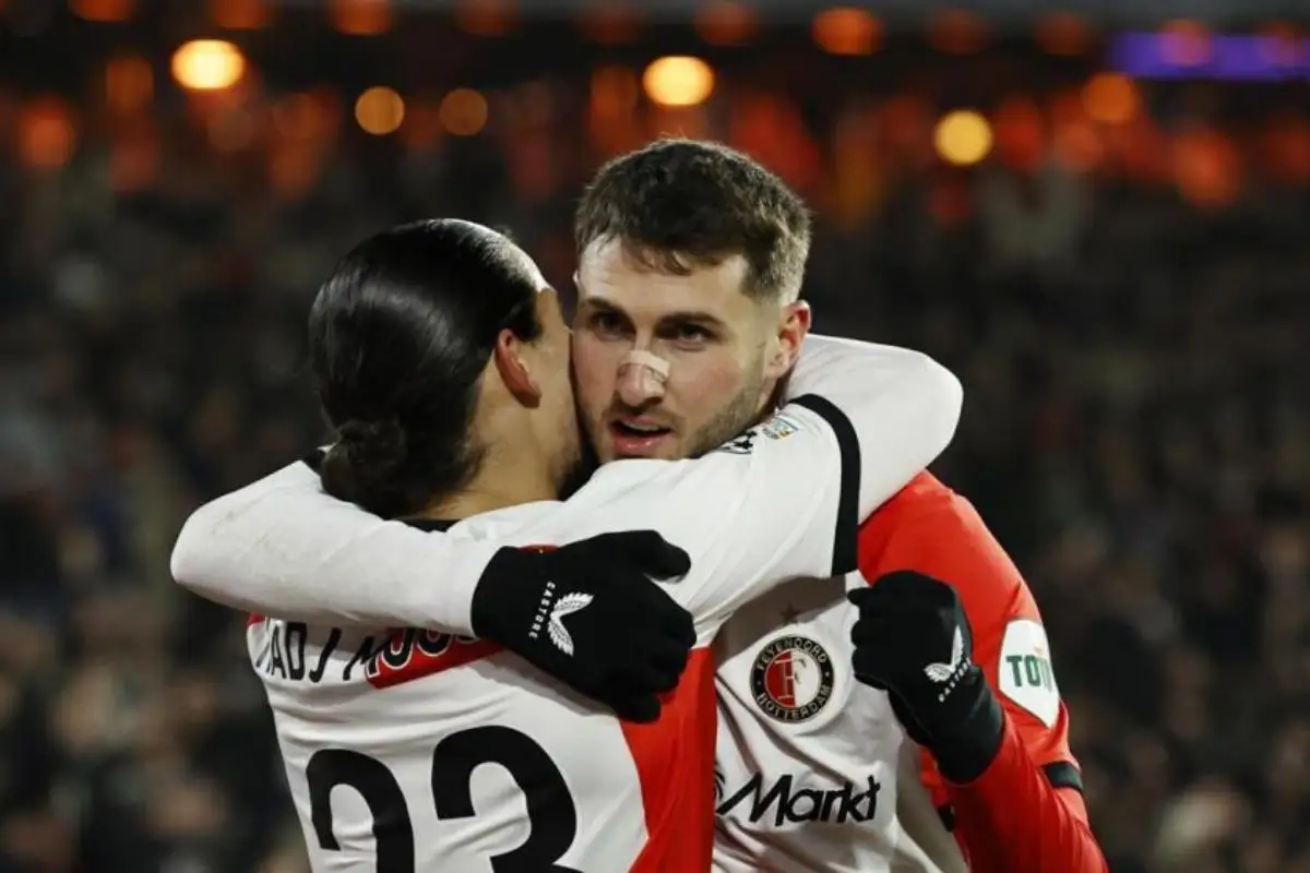(VIDEO) Santiago Giménez anota en goleada del Feyenoord vs Sparta 1 Santiago Giménez anotó en goleada del Feyenoord vs Sparta