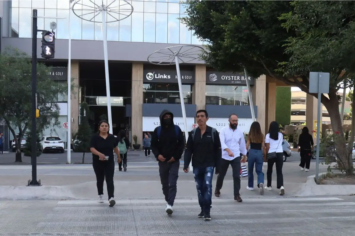 Así funcionan los nuevos semáforos inteligentes en avenida Osa Mayor