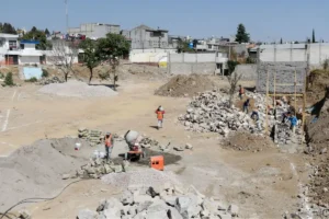 Destinan 30 mdp para construir casas por la explosión en Xochimehuacan