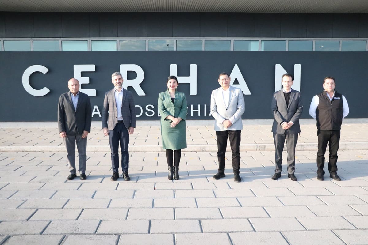 Demuestra Armenta que Puebla tiene infraestructura y mano de obra para la instalación de Olinia