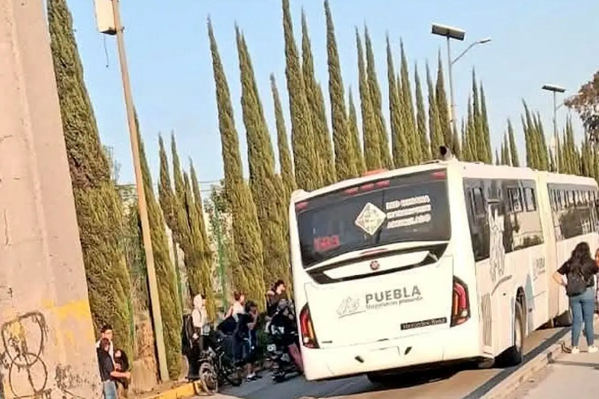 Autobús articulado de RUTA mata a ciclista en Puebla 1 Autobús articulado de RUTA mata a ciclista en Puebla