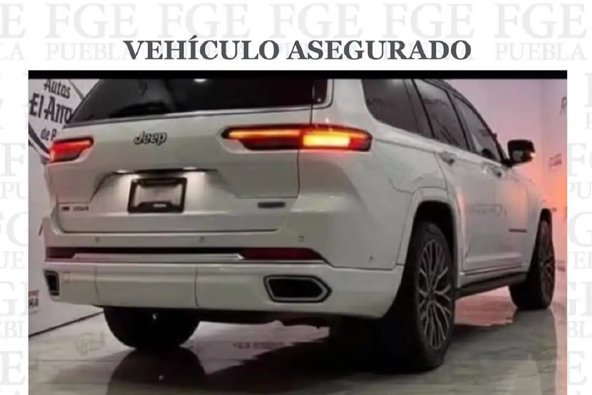 FGE asegura camioneta robada en Edomex que apareció en agencia de Puebla 1 FGE asegura camioneta robada en Edomex que apareció en agencia de Puebla