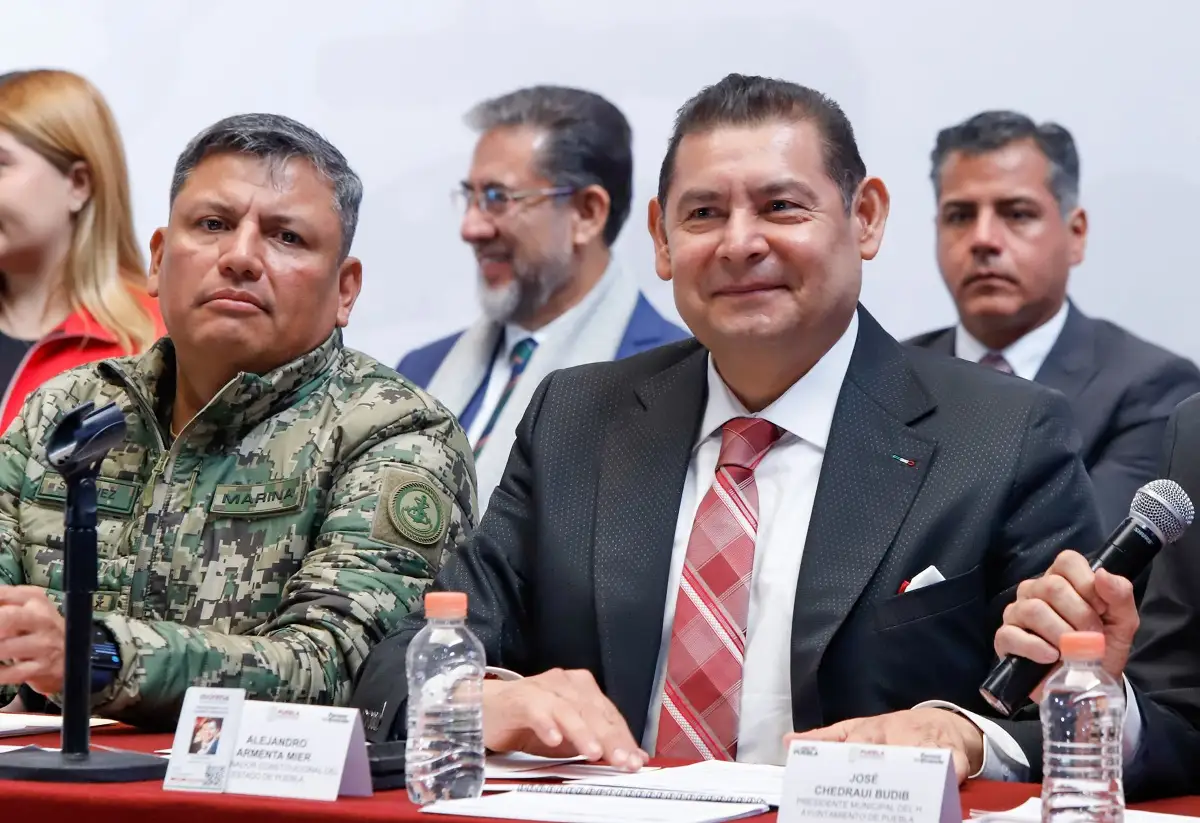 Puebla, estado y capital, seguros en beneficio de las familias: Armenta 1 Puebla, estado y capital, seguros en beneficio de las familias Armenta