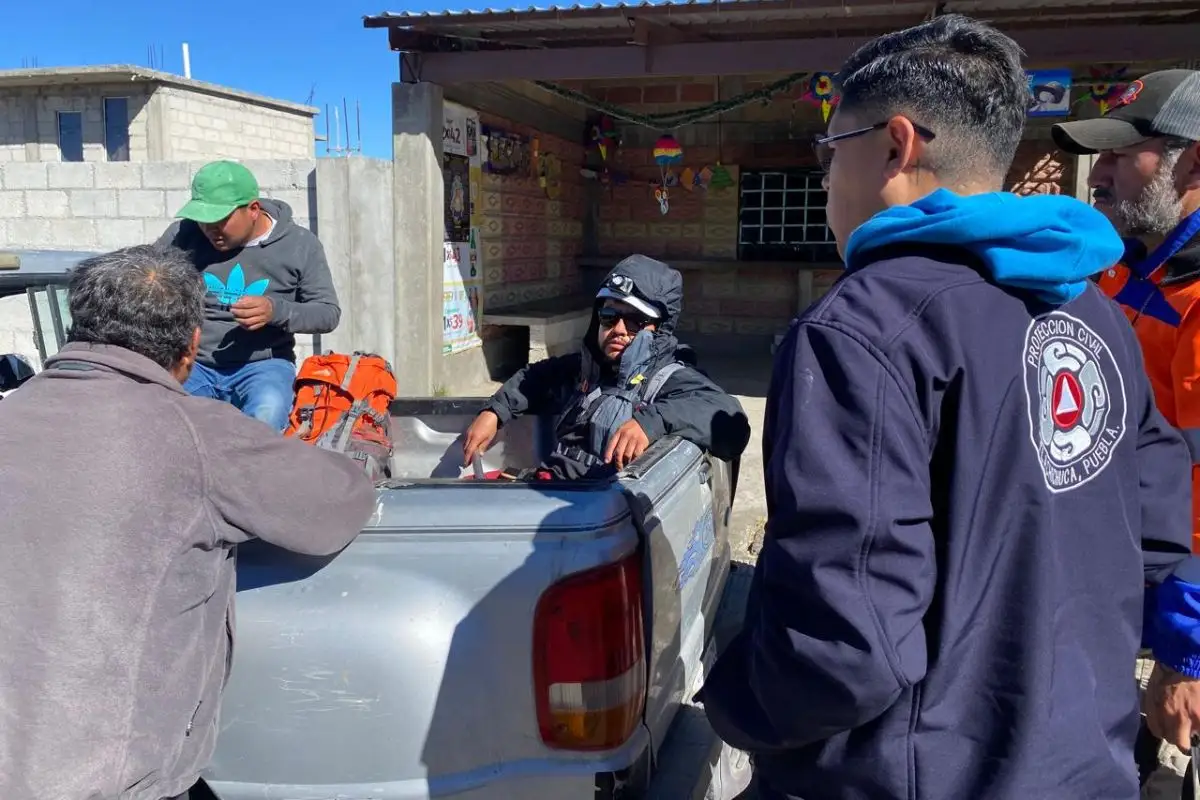 Ya localizaron a los dos alpinistas extraviados en el Citlaltépetl 1 Ya localizaron a los dos alpinistas extraviados en el Citlaltépetl